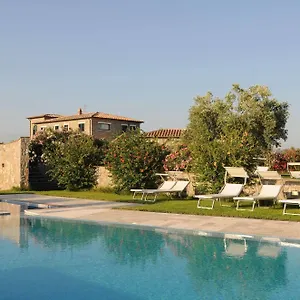 Relais Le Ginestre Italien